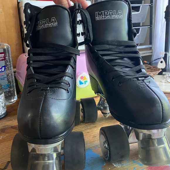 SOLD Black Impala Quad Roller Skates - Picture 6 of 7